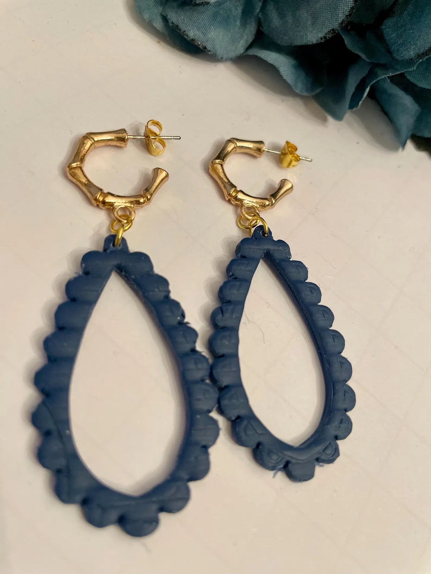 Scallop Teardrop Dangle Earrings | Polymer Clay Handmade Earrings